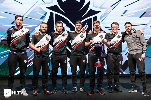 手机日均70w人在线，Steam榜单前五！为什么被人称为“凉了”？